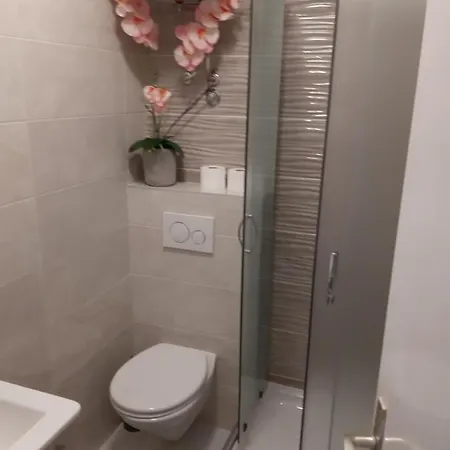Q&w Lägenhet *